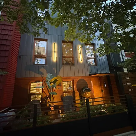 Cozy Garden In Williamsburg Nyc Townhouse *