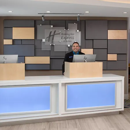 Hotel Express & Woodside Laguardia Airport 3*