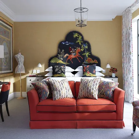 The Whitby Hotel 5*