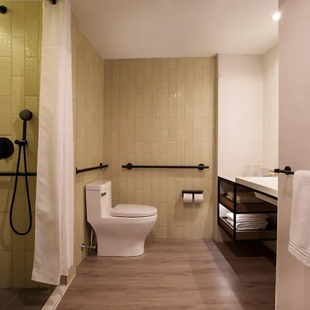 Renaissance Flushing At Tangram 4* New York