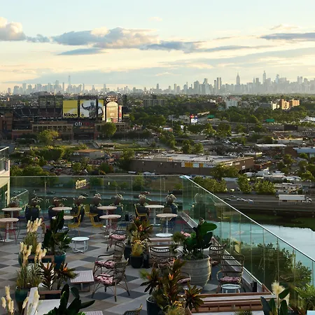 Renaissance Flushing At Tangram 4* New York
