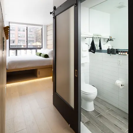 Little Charlie Hotel 4*