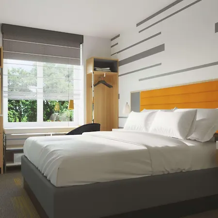 Hampton By Hilton Times Square