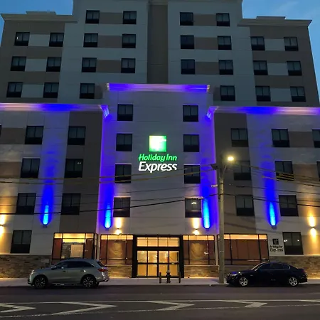 Express - Jamaica - Jfk Airtrain - Nyc By Ihg Hotel 3*