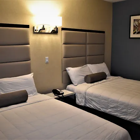 7 Days Hotel 3*