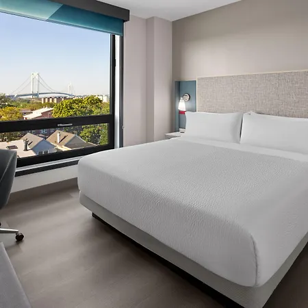 Avid - Brooklyn Dyker Heights By Ihg