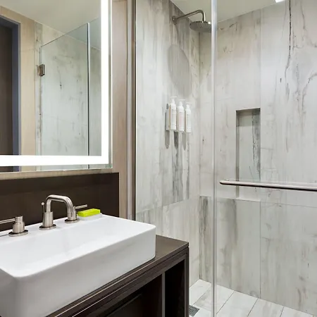 Le Meridien New York, Fifth Avenue Hotel