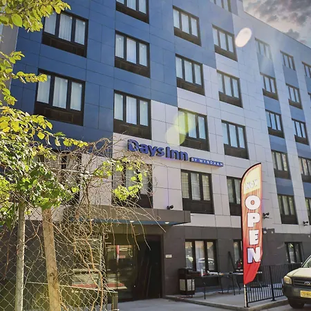 Days By Wyndham Bronx Nyc Hotel 3*