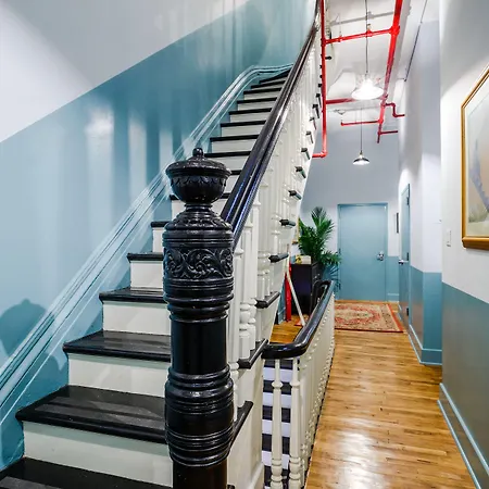 Lamartine Chelsea Hostel New York