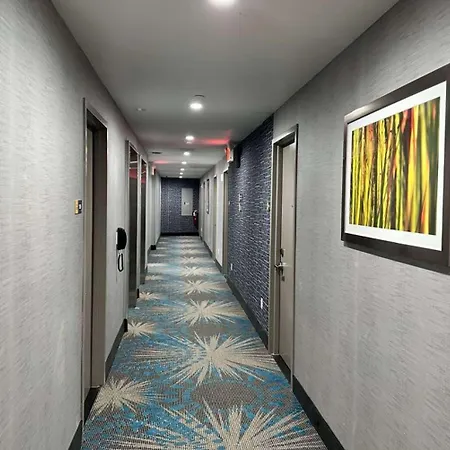 Hotel Days By Wyndham Brooklyn Eastern Parkway 2*