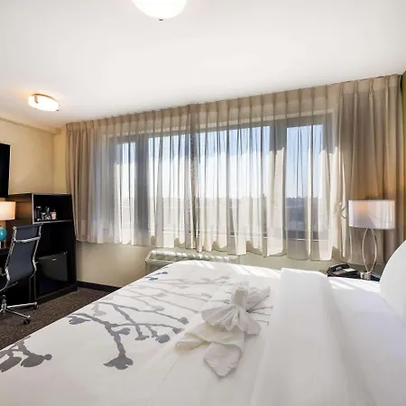 Hotel Sleep Bronx - Soundview 3*
