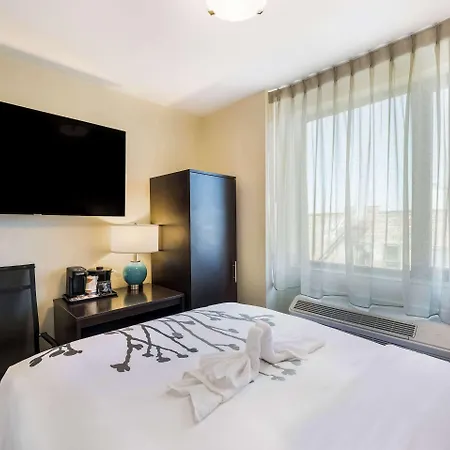 Sleep Bronx - Soundview Hotel