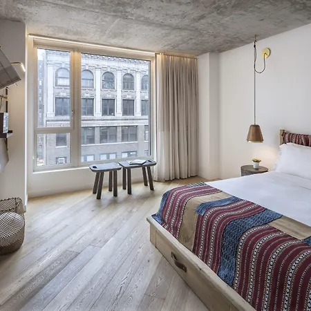 Hotel Made 4*