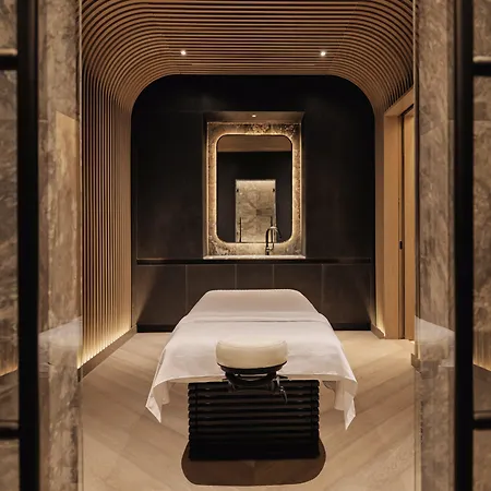 Equinox 5* New York