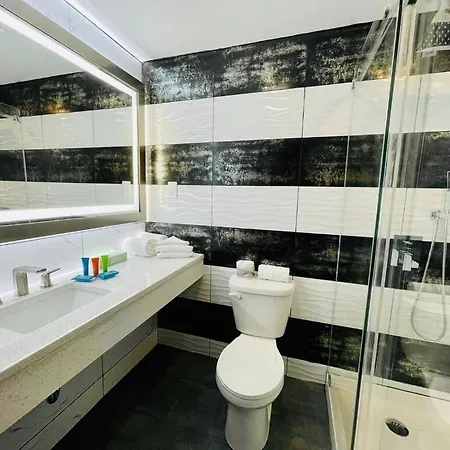 Casa Azul Blu-ubs Arena Hotel 2*