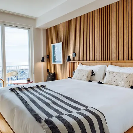 The Rockaway 4*