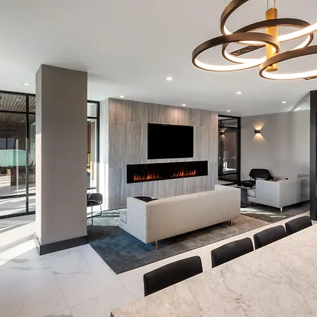 Global Luxury At The Arches Hotel
