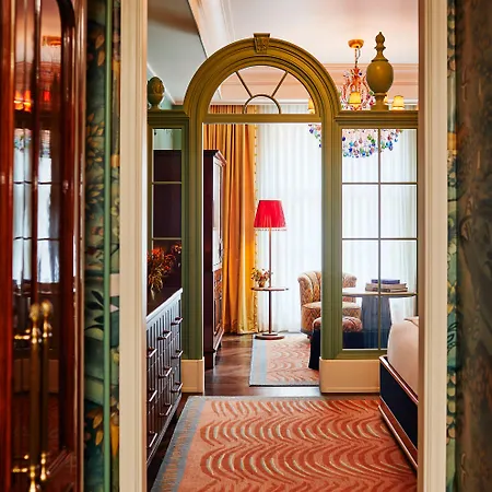 The Fifth Avenue 5* New York