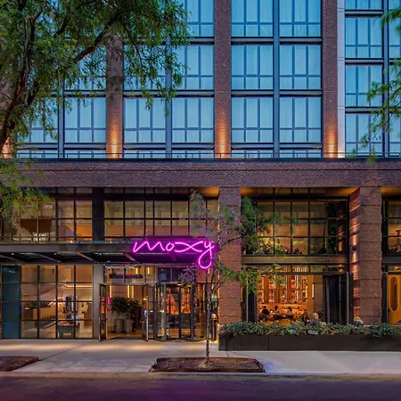 Moxy Brooklyn Williamsburg