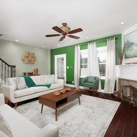 The Oasis Duplex 12 Minutes Away From Jfk