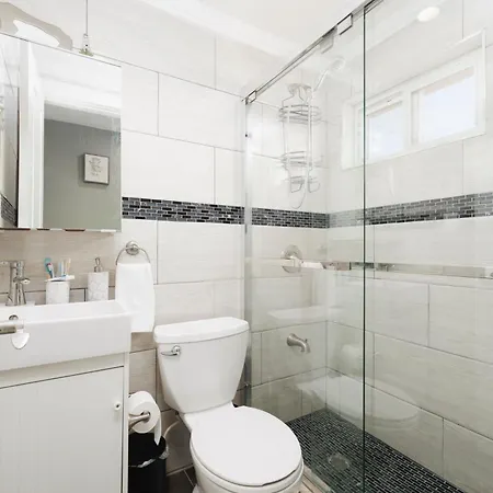Holiday home The Oasis Duplex 12 Minutes Away From Jfk New York