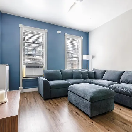 Ultimate Urban Living At Centrally Located Apartment *