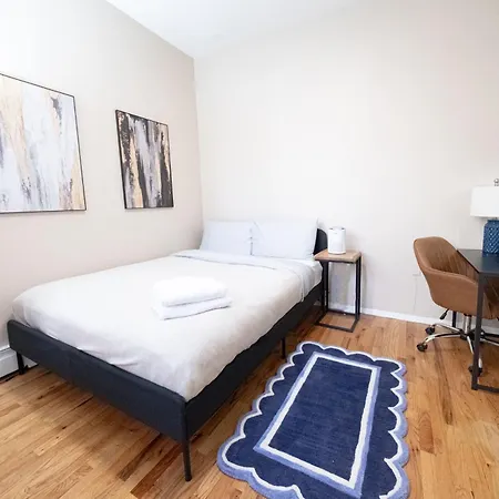 Apartment Sunlit 2br Park North Elevator & Laundry *