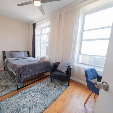 3br Two Blocks To Park Elevator, Laundry, Virtual Doorman * New York