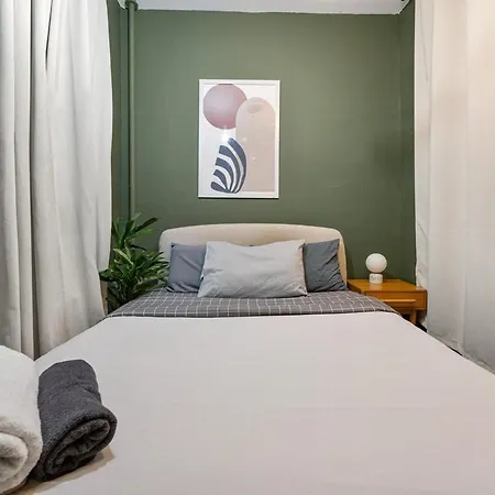 Cozy 2br In Nyc! Lenox Hill!, June To Aug 90 Days Required Apartment New York