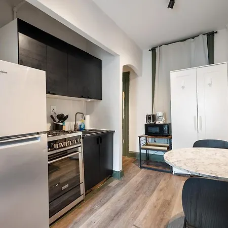 Cozy 2br In Nyc! Lenox Hill!, June To Aug 90 Days Required Apartment *