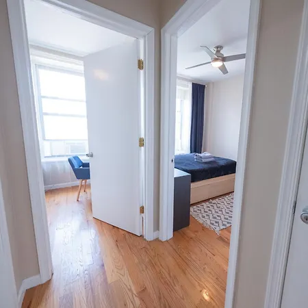 Apartment 3br Two Blocks To Park Elevator, Laundry, Virtual Doorman New York