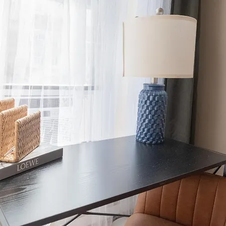 Sunlit 2br Park North Elevator & Laundry * New York