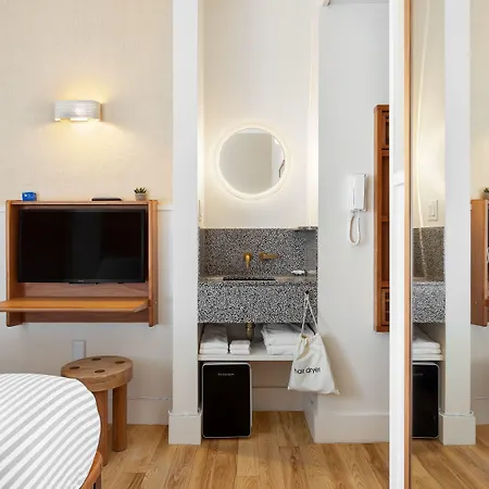 Hotel Untitled At 3 Freeman Alley