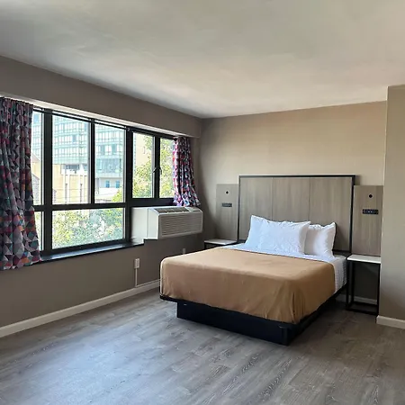 Hotel Regal & Laguardia