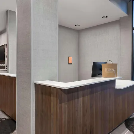 Hotel Tru By Hilton Brooklyn 3*