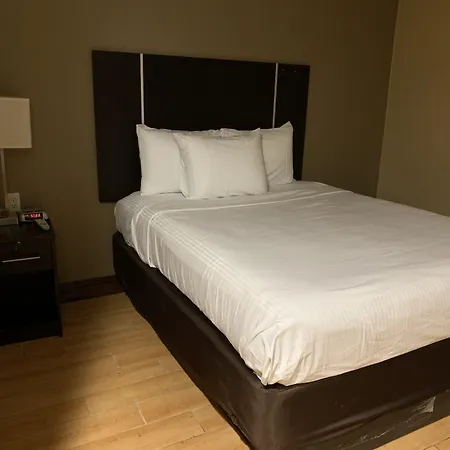 Pitkin Hotel