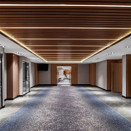 Hotel Four Points By Sheraton Flushing 4*