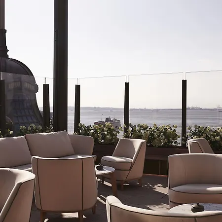Hotel Casa Cipriani New York