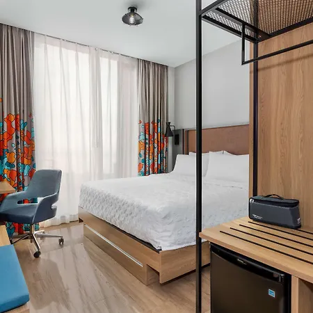 Tru By Hilton Brooklyn Hotel 3*