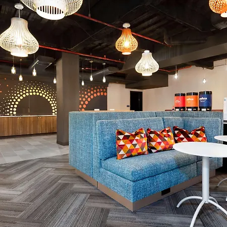 Hotel Tru By Hilton Brooklyn