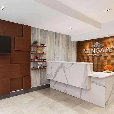 Wingate By Wyndham Midtown South/5th Ave Hotel