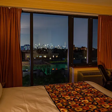 Hotel Elmhurst