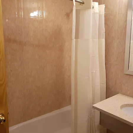 Hotel Elmhurst