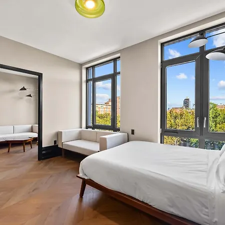Freeman 503 By Rove Travel - 1br With Shared Amenities *