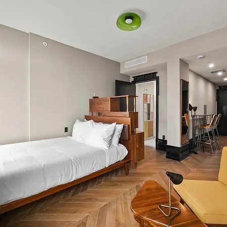 Freeman 901 By Rove Travel - With Shared Amenities