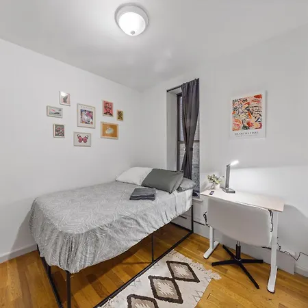 Times Square Heart - The Global Nook - Cozy Private *
