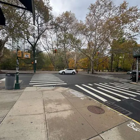 Central Park Northwest Corner - Harlem Homestay New York