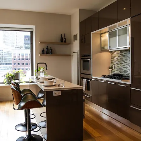Apartment Premier Host - Luxurious Stunning High-floor Corner 2-bedroom New York