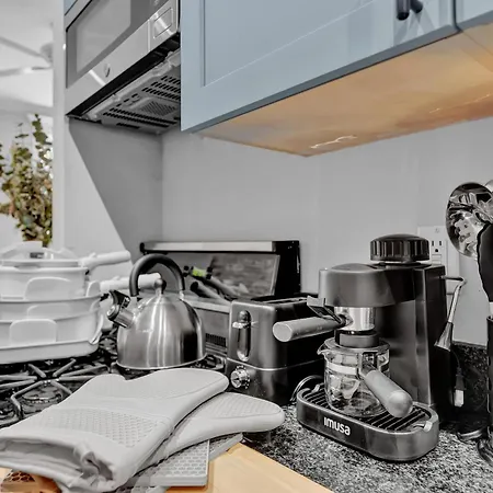 Elegant 3br-2ba In Gramercy -modern & New York