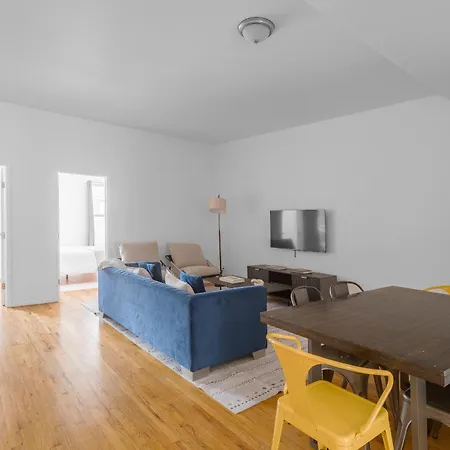 Spacious 3br - Walk To Times Square, Empire State Building And More! Apartment New York